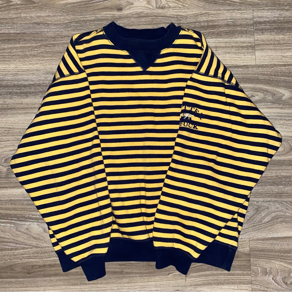 Pleated mini skirt with striped sweatshirt - Picture 3 of 5